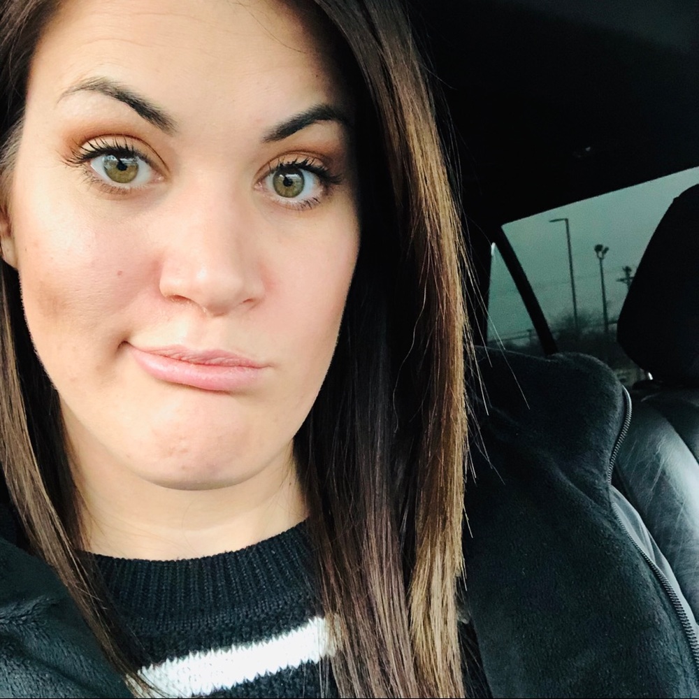 Meet your Posher, Mandy